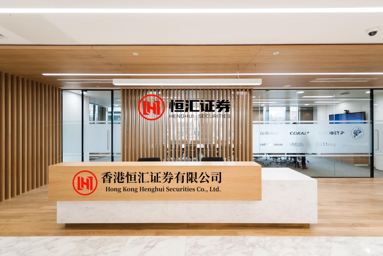 一点钱程配资官网 “辣”上加辣！绝对伏特加给酒“加辣椒”，但这不只是一个噱头